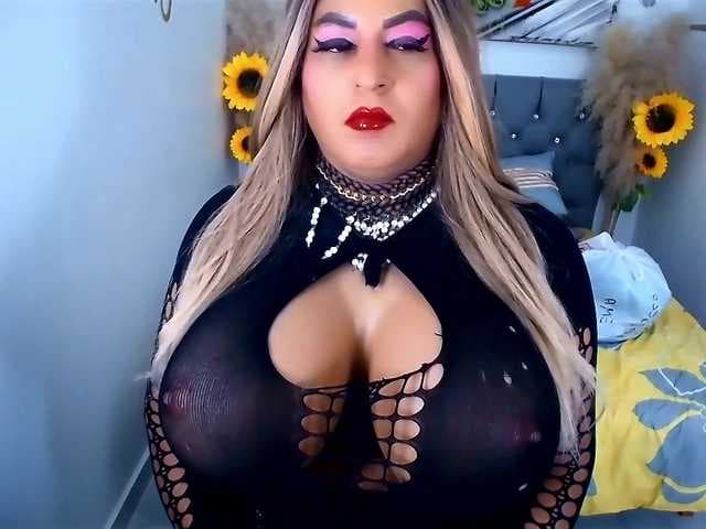 kamilabigcock live cam