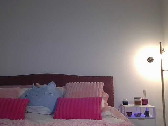 NicoleSarahX live cam