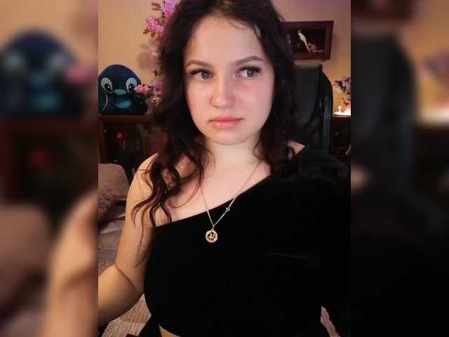 JuliaHesperaks live cam