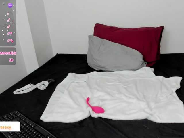 alejandramilf live cam on BongaCams
