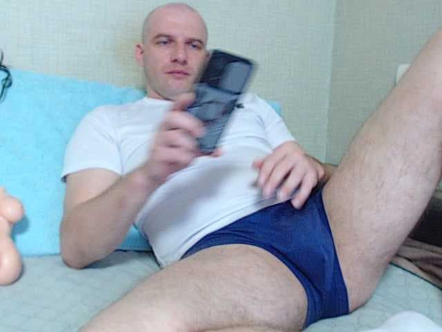 MrSweetCock live cam