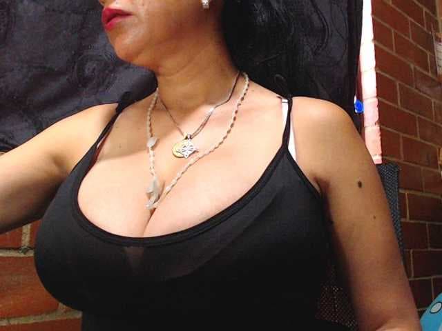 AlexandrinaFenix live cam