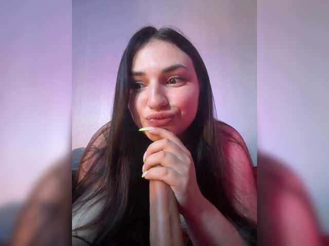 -Monika live cam