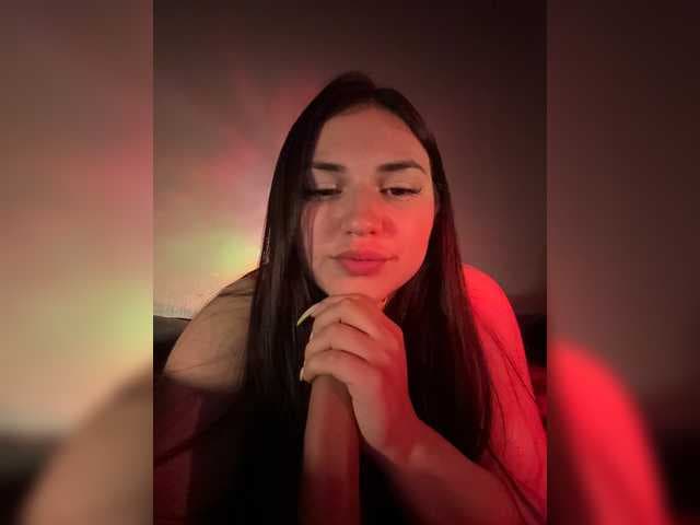 -Monika live cam