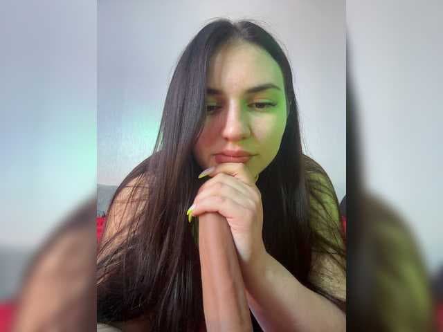 -Monika live cam