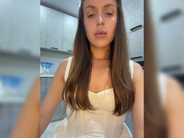 Zarina888 live cam