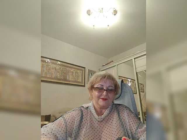 KarinkaSweet live cam