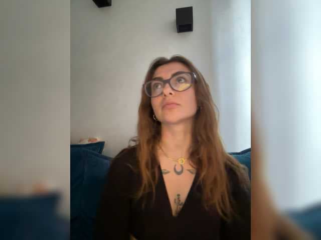 WILDGIRL live cam