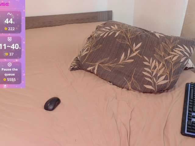 Rosebelle1 live cam