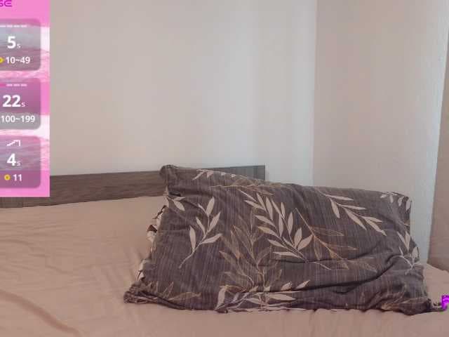 Rosebelle1 live cam