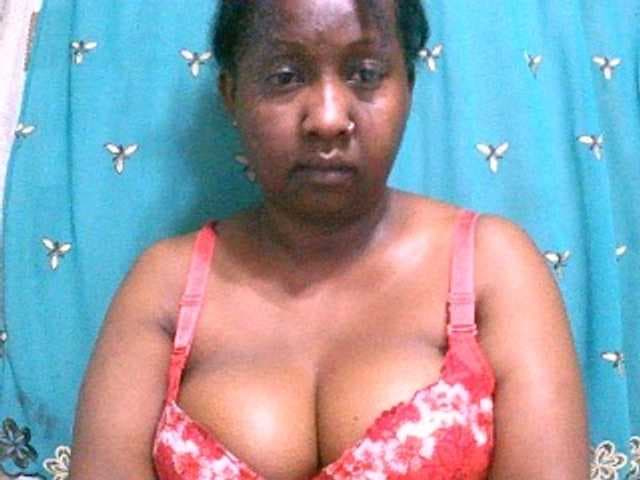 Sylivinaahh live cam