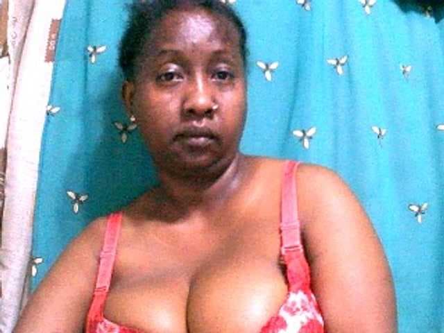Sylivinaahh live cam
