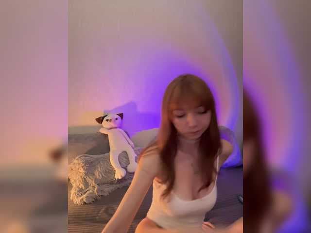ShyAlya live cam