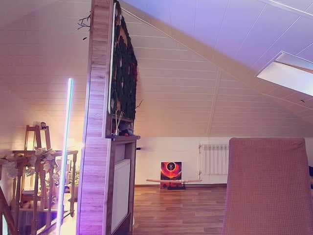 MeowRoslava live cam