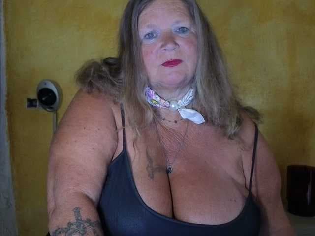 lady-vamp live cam