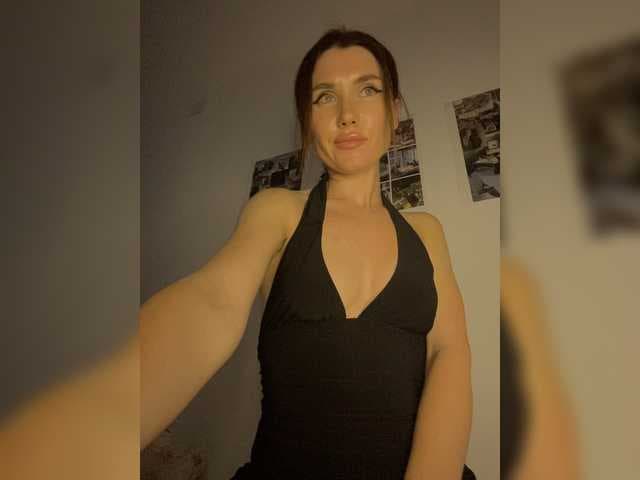 ZoiKissy live cam