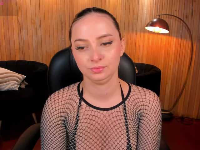 AliceHarper1 live cam