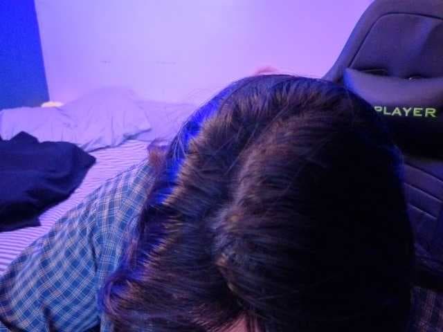 Miacanelaxo live cam