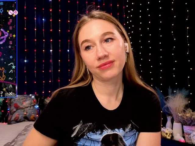 kiskaWEDNESDAY live cam