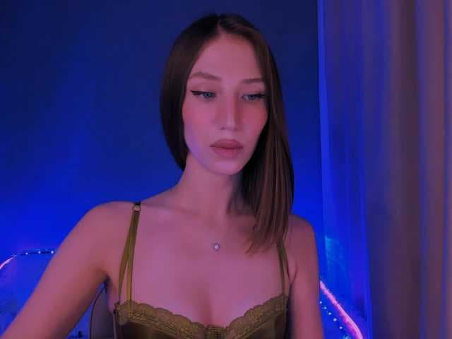 ellaamber live cam