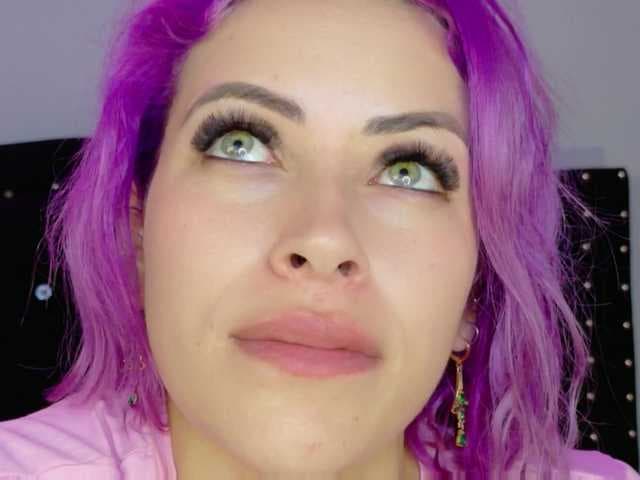 Alexa_lopez live cam