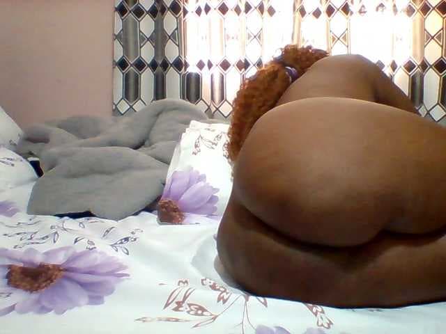 Queenafrica live cam