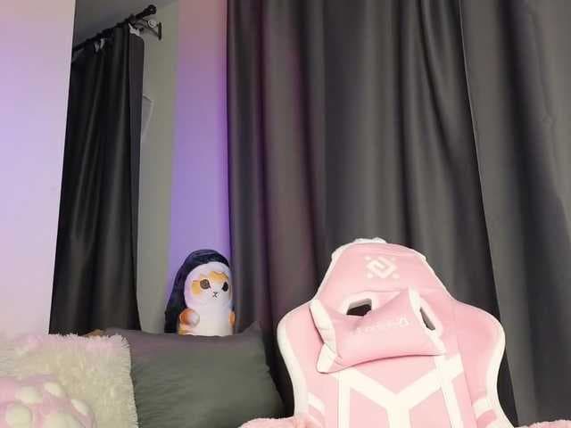 Eva--queen live cam on BongaCams