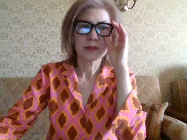 ElegantLady00 live cam