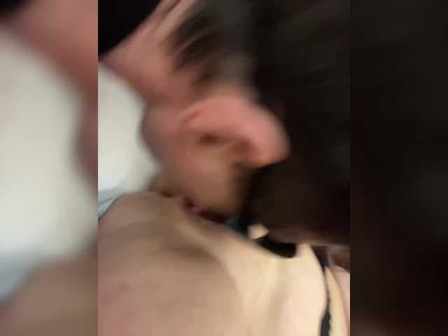 Oyster-lemon live cam