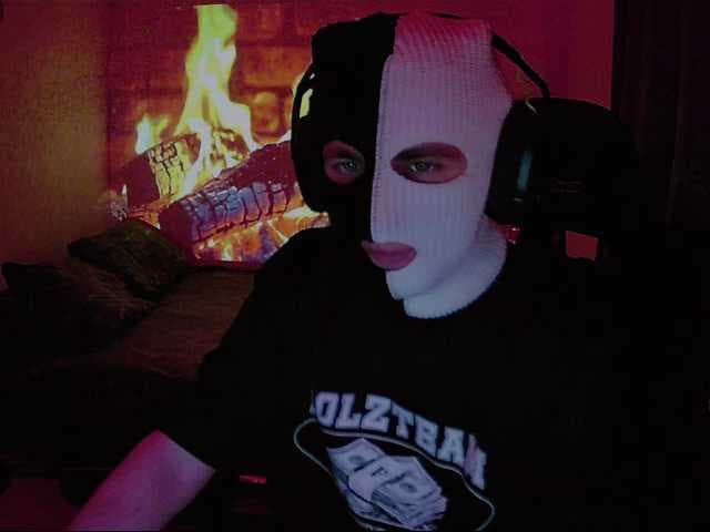 fame live cam