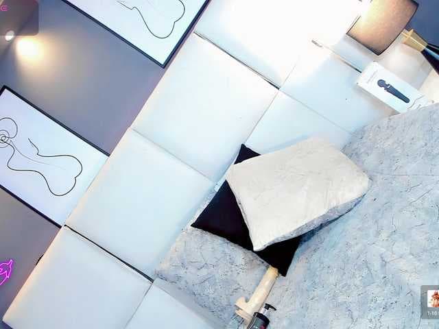 ManellykSparklee live cam