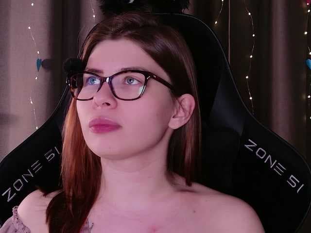 inside_tori live cam on BongaCams