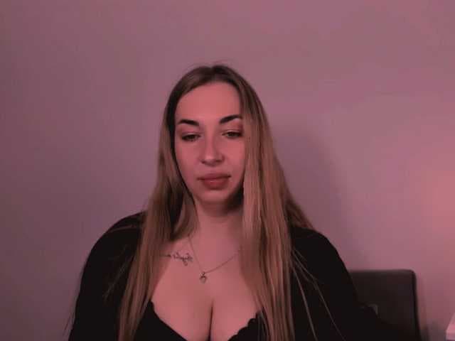 AriaBeauty live cam