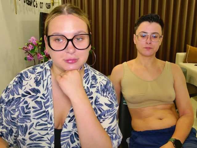 dreamteamgirls live cam