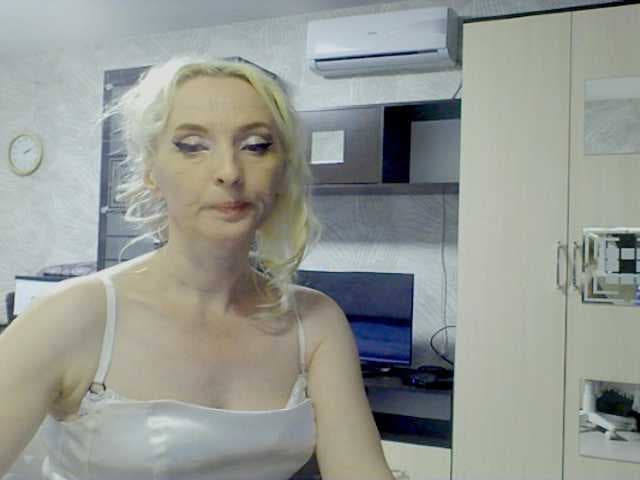 KatrinExcite live cam