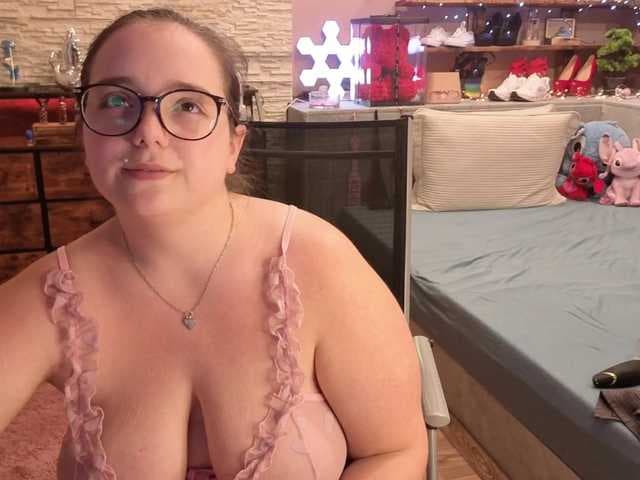 KimberlyCaprice live cam