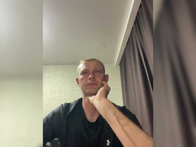 TomyMoon live cam