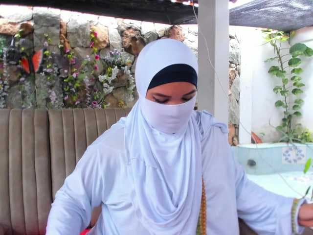 FalakYasin live cam