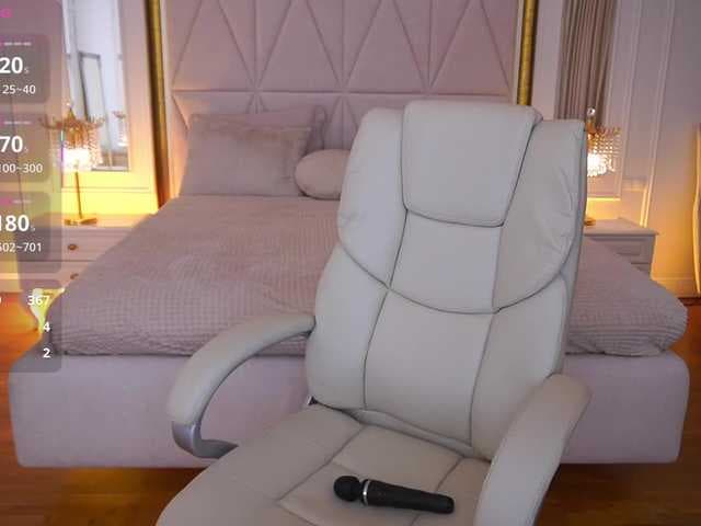 MilaSecret live cam