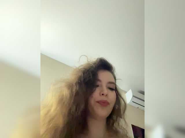 YourLadyyy live cam