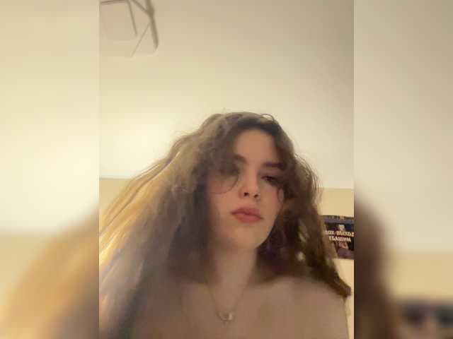 YourLadyyy live cam