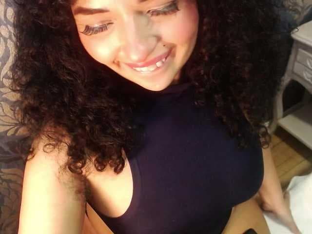 sofiaCowperx live cam