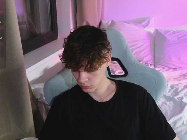 CuteThomas live cam
