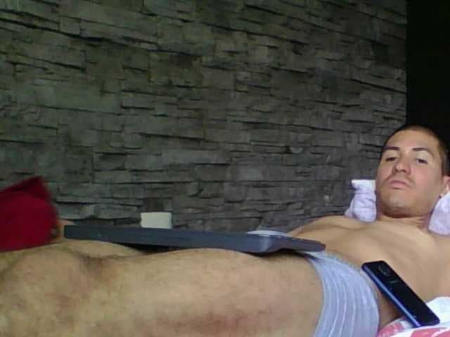 Sexylatin64 live cam