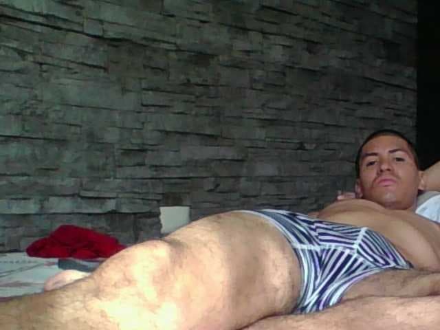 Sexylatin64 live cam