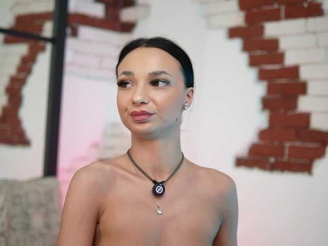 MaraJolie live cam on BongaCams