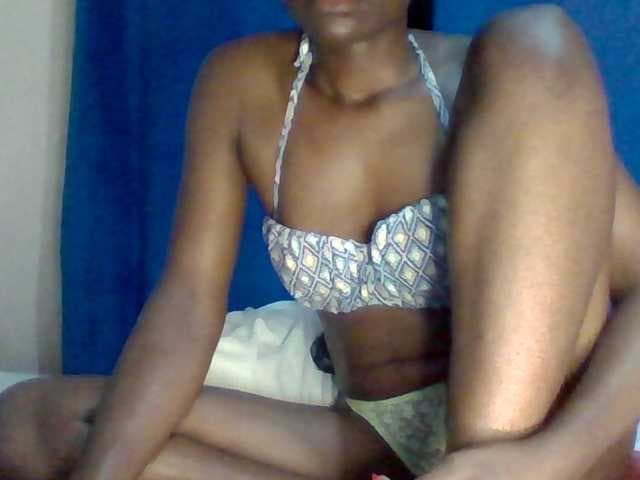 Sexybooty15 live cam