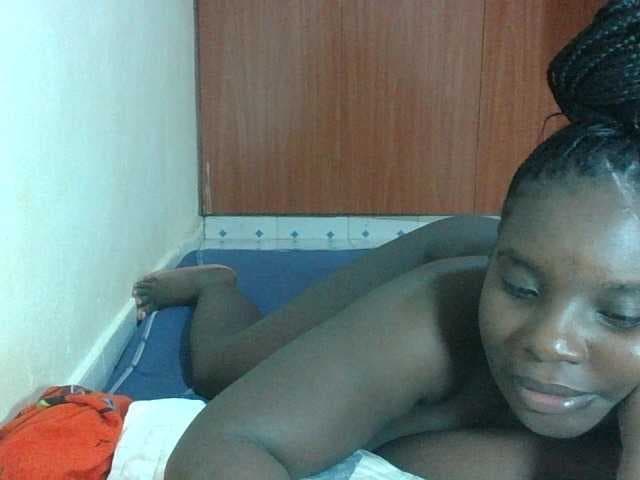 Hotybobbies live cam