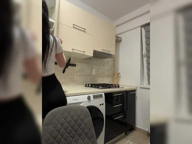IvyNoirr live cam