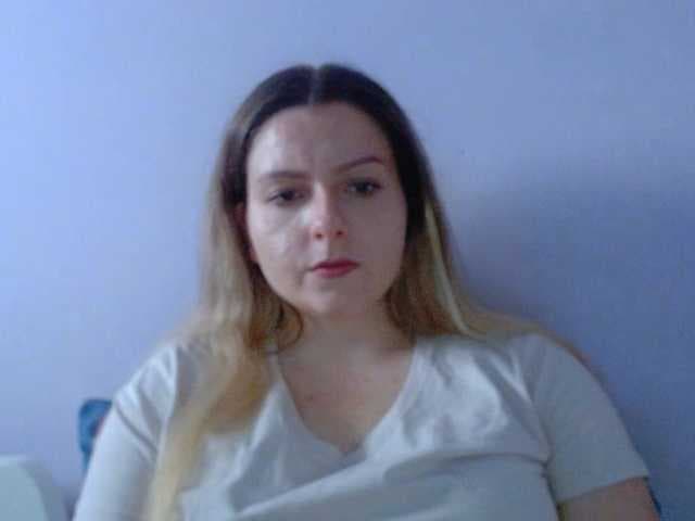 BritneyBlond live cam